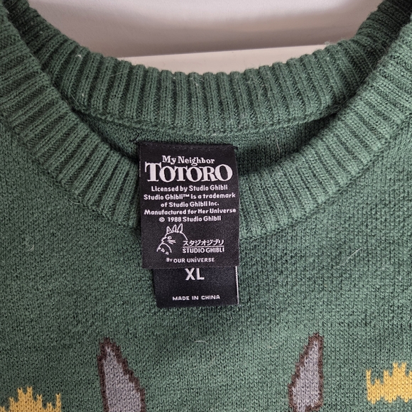 Hot Topic Forest Green Totoro Crewneck Sweater - Picture 4 of 12